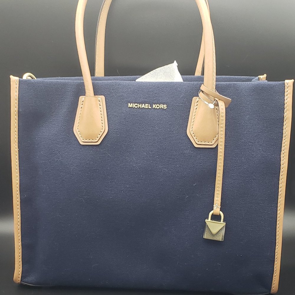 Gorgeous Blue  Michael Kors Tote - Large
